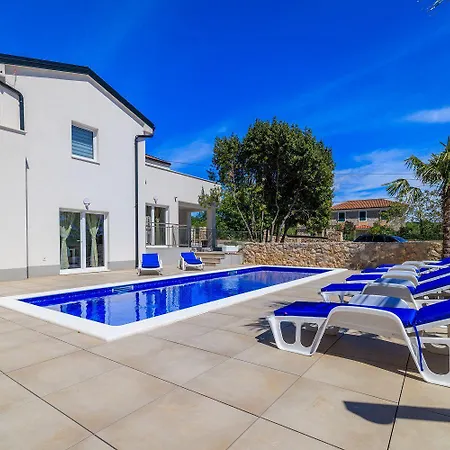 Mit Pool, Balkon Unweit Von Heilschlamm Bucht Apartmán