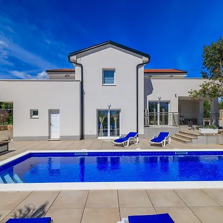 Apartament Mit Pool, Balkon Unweit Von Heilschlamm Bucht Kras