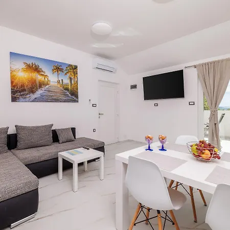 Mit Pool, Balkon Unweit Von Heilschlamm Bucht *