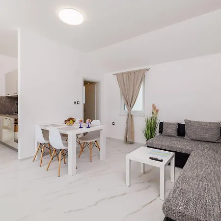 Mit Pool, Balkon Unweit Von Heilschlamm Bucht *