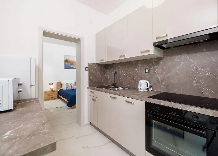 Mit Pool, Balkon Unweit Von Heilschlamm Bucht