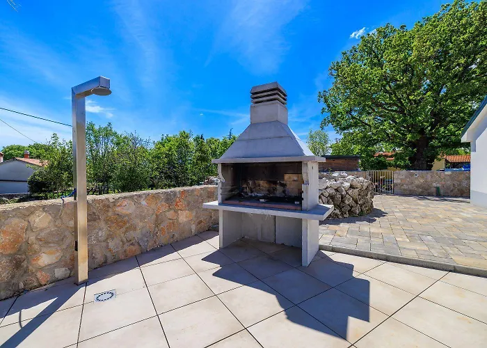 公寓 Mit Pool, Balkon Unweit Von Heilschlamm Bucht Kras