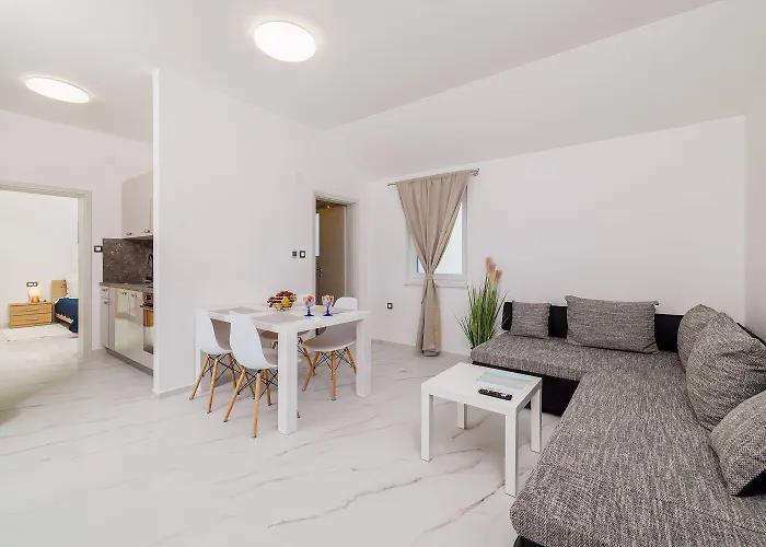 Mit Pool, Balkon Unweit Von Heilschlamm Bucht *